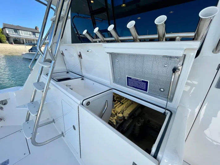 J-9 Yacht Photos Pics 