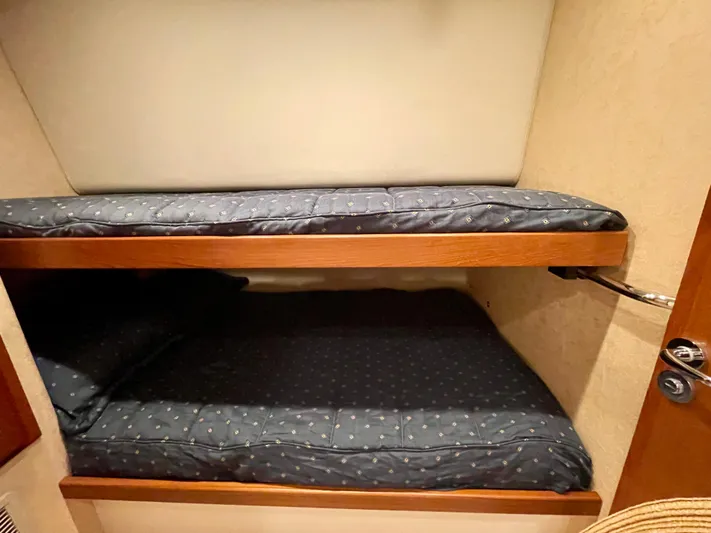 J-9 Yacht Photos Pics 