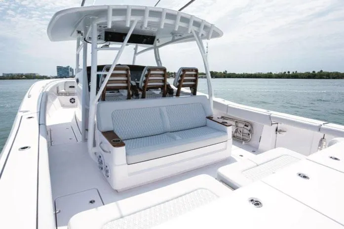  Yacht Photos Pics Manufacturer Provided Image