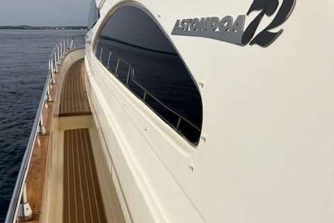 2002 Astondoa 94 