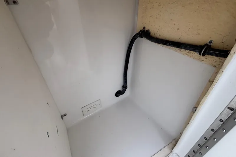  Yacht Photos Pics 2005 Formula 31 Performance Cruiser interior with outlet and wiring detail.