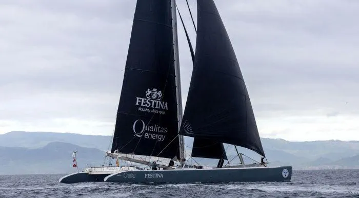 Maxicat Victoria Yacht Photos Pics 