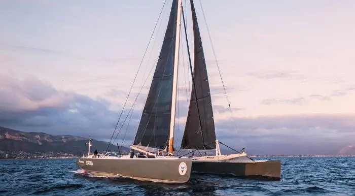 Maxicat Victoria Yacht Photos Pics 