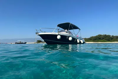 2012 Jeanneau CAP CAMARAT 7.5 WA 7.55