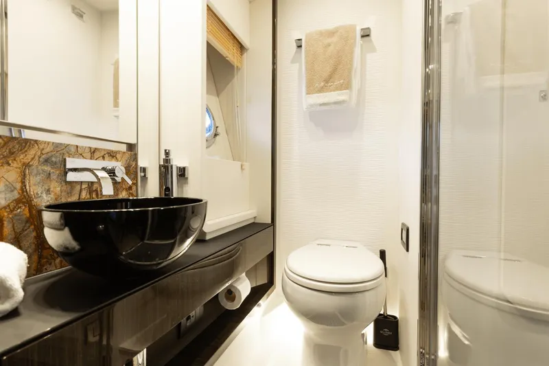 High Maintenance Yacht Photos Pics 