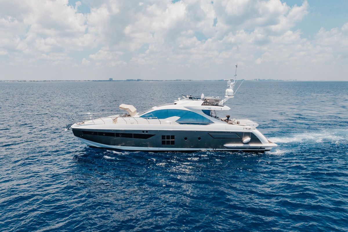 2019 Azimut 77 