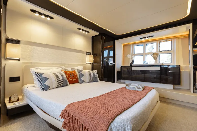 High Maintenance Yacht Photos Pics 