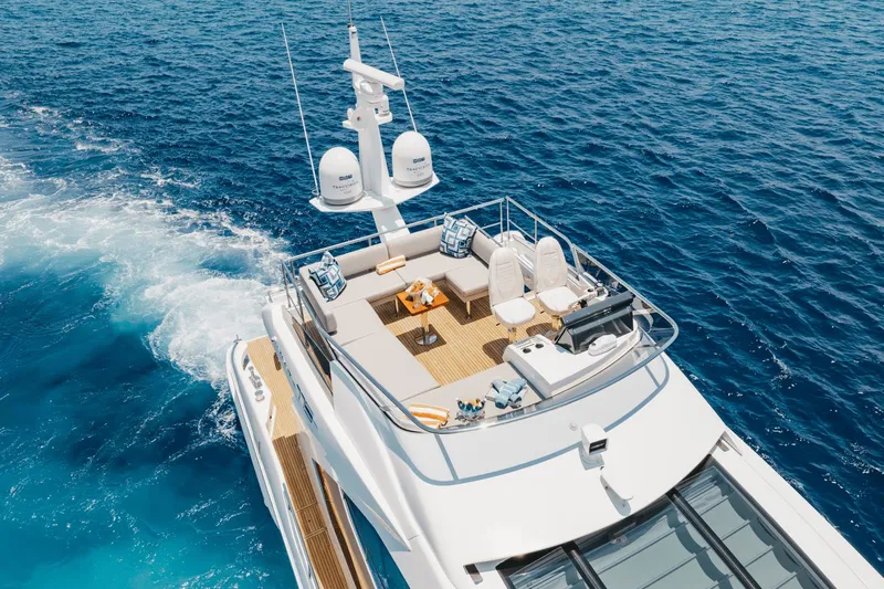 High Maintenance Yacht Photos Pics 