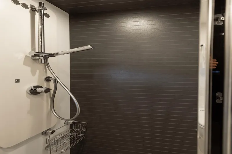 High Maintenance Yacht Photos Pics 