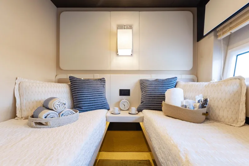 High Maintenance Yacht Photos Pics 