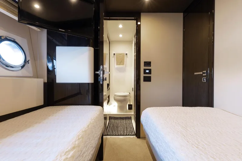 High Maintenance Yacht Photos Pics 