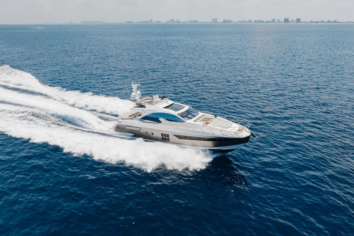 2019 Azimut 77 