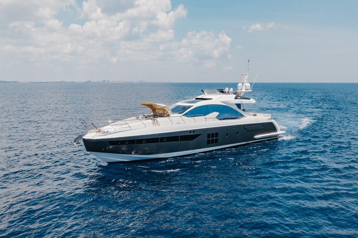 2019 Azimut 77 