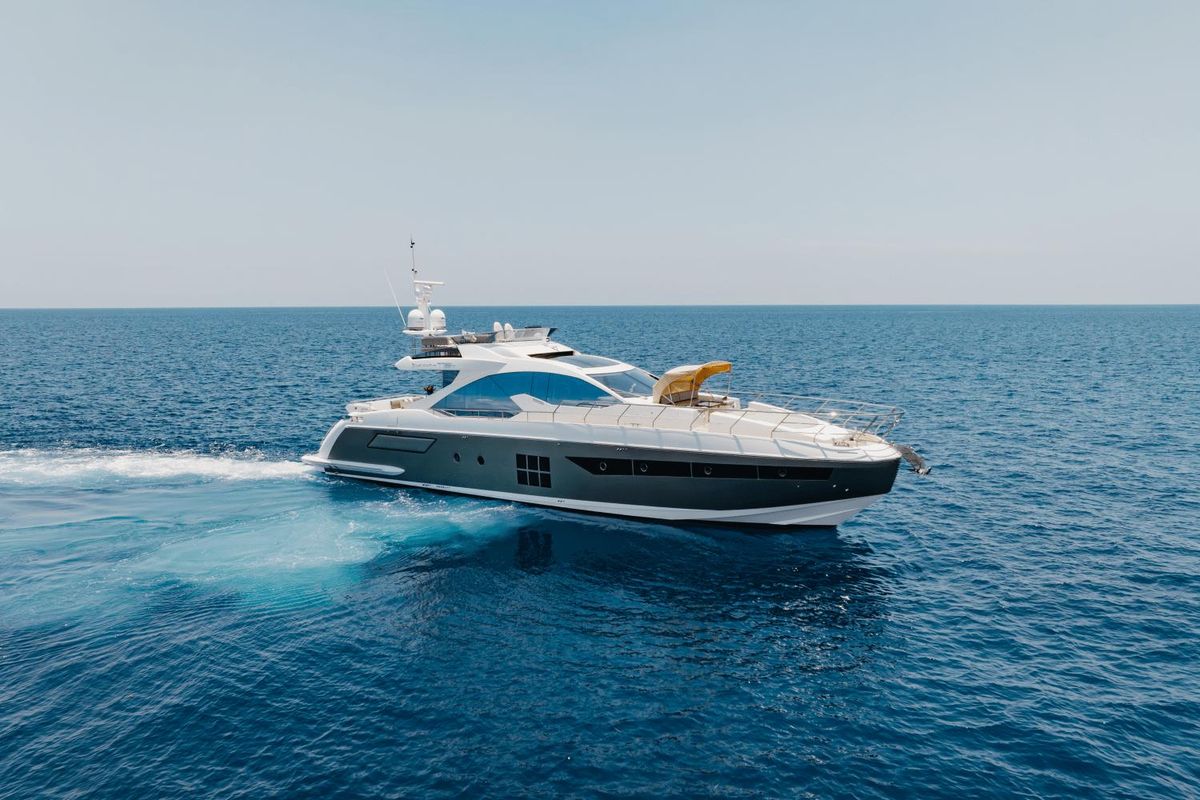 2019 Azimut 77 