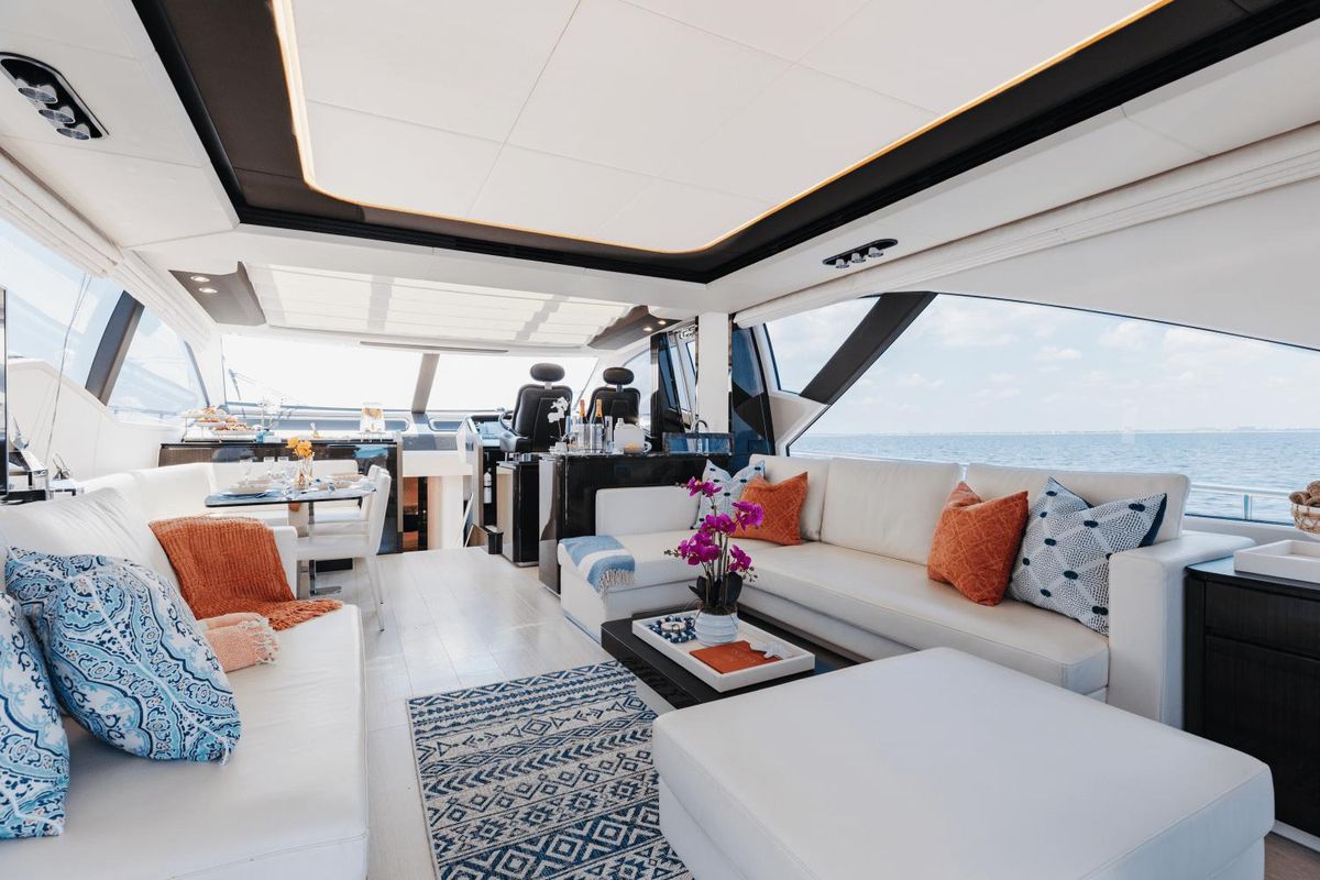 2019 Azimut 77 