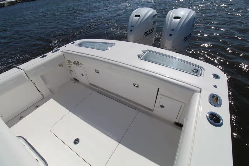 Blue Skin Yacht Photos Pics 