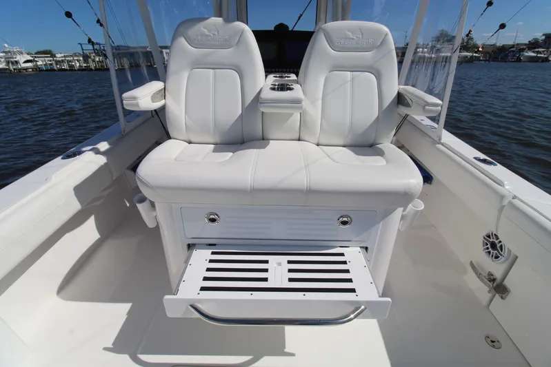 Blue Skin Yacht Photos Pics 