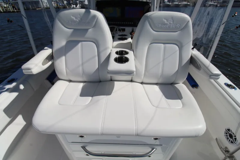 Blue Skin Yacht Photos Pics 