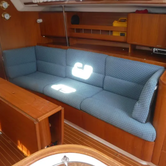 Inphase Yacht Photos Pics 