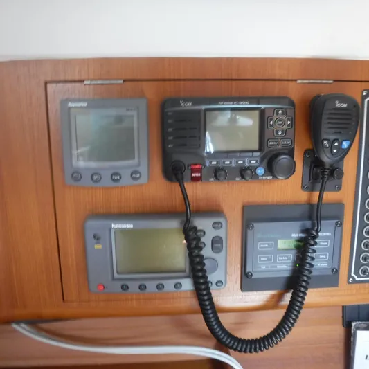 Inphase Yacht Photos Pics 