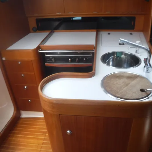 Inphase Yacht Photos Pics 