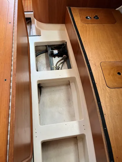 Inphase Yacht Photos Pics 