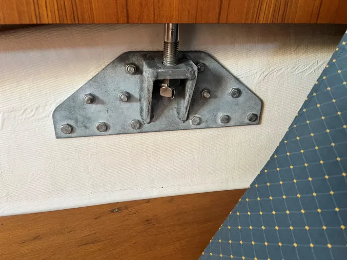 Inphase Yacht Photos Pics 