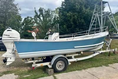 Eastern 20' Center Console