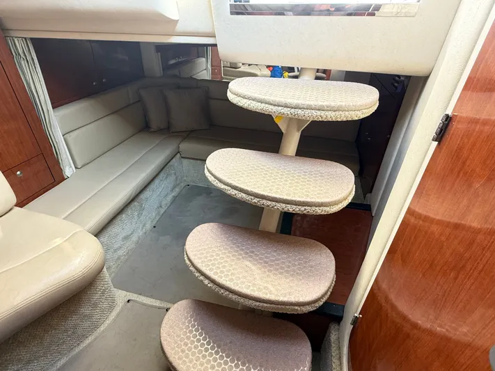 Conundrum Yacht Photos Pics 