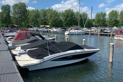 2021 Sea Ray SRT 19SPXE