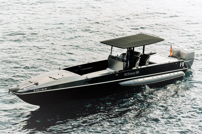 F11 Yacht Photos Pics 