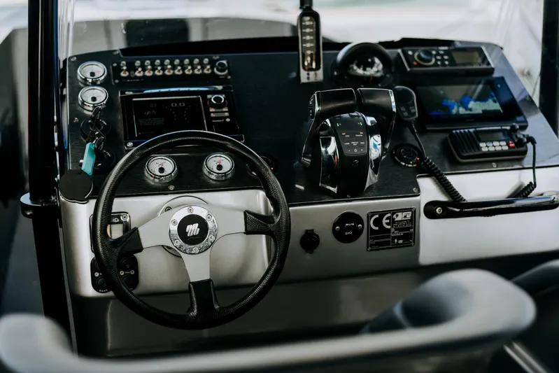 F11 Yacht Photos Pics Steering console of 2008 FB Design Fabio Buzzi FB 38/19 S boat.