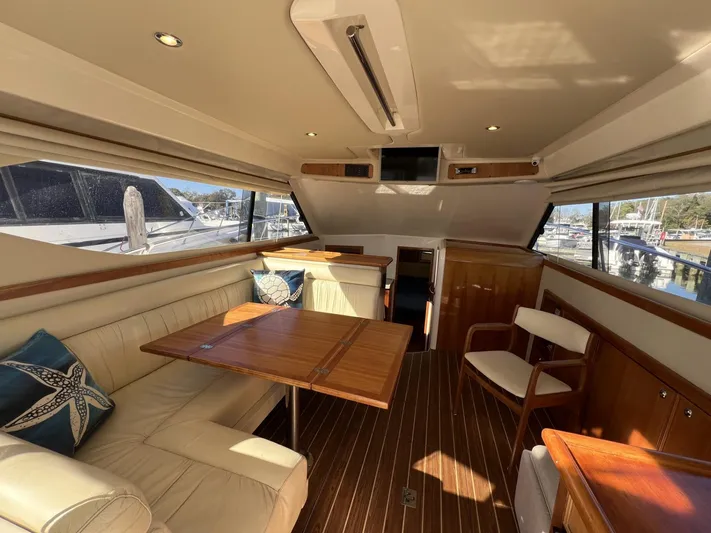 Well Adjusted Yacht Photos Pics 