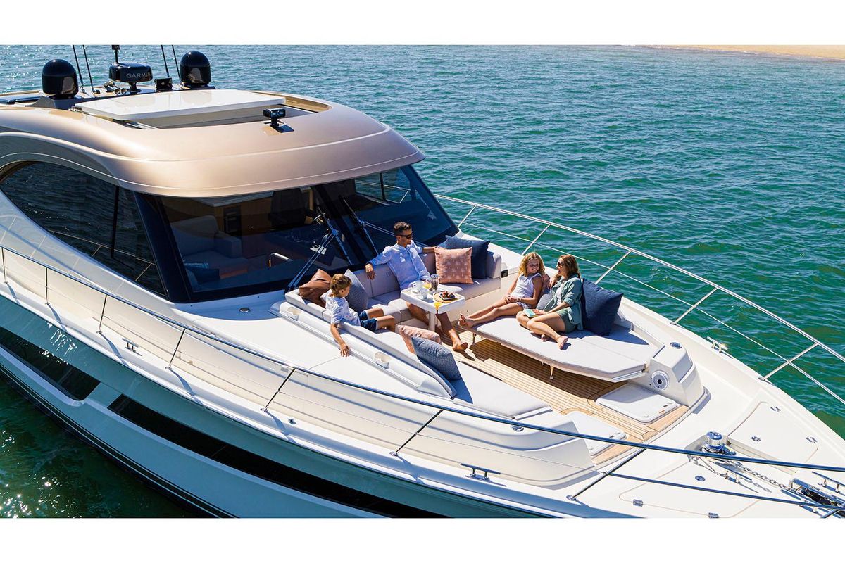 2025 Riviera 58 