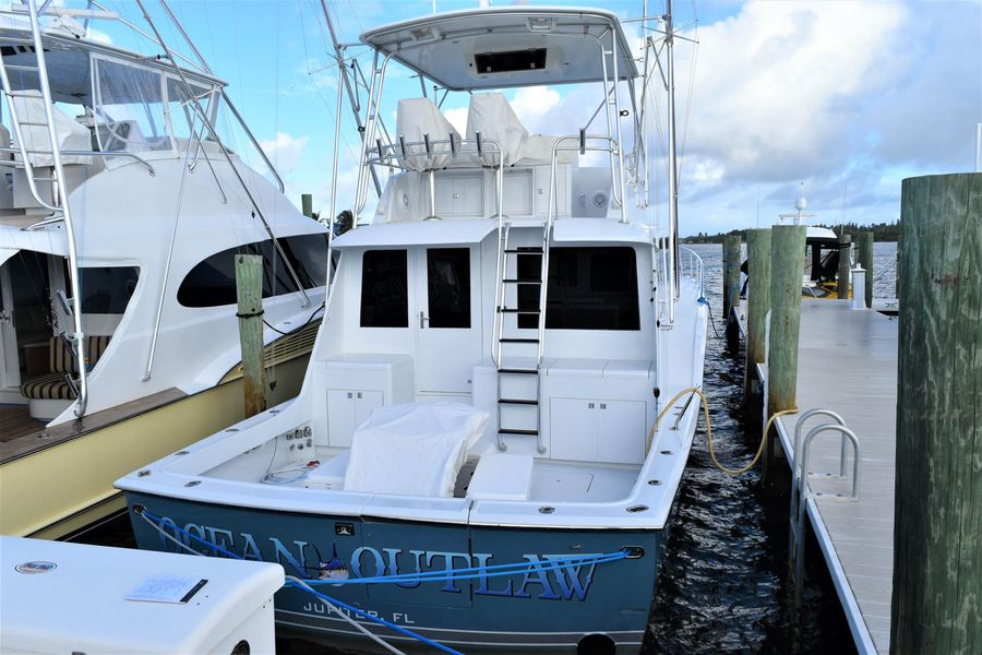 1976 Hatteras 53 Convertible