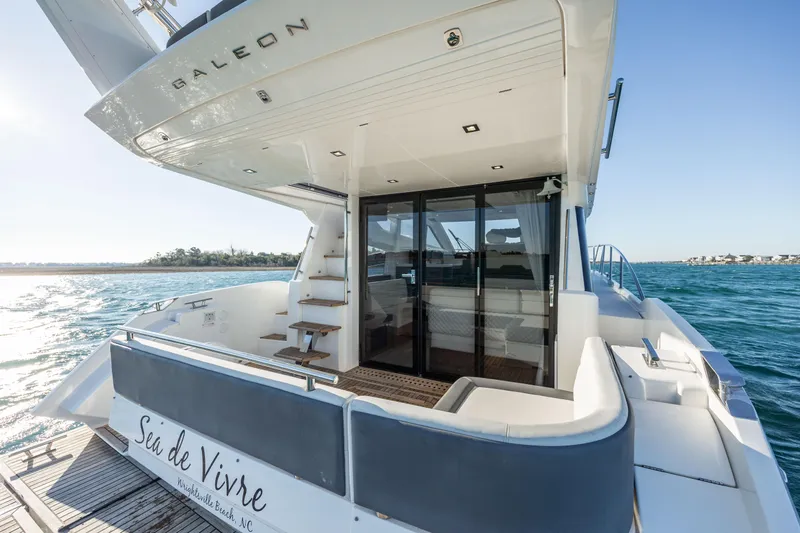 Sea De Vivre Yacht Photos Pics 