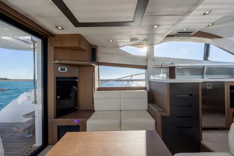 Sea De Vivre Yacht Photos Pics 