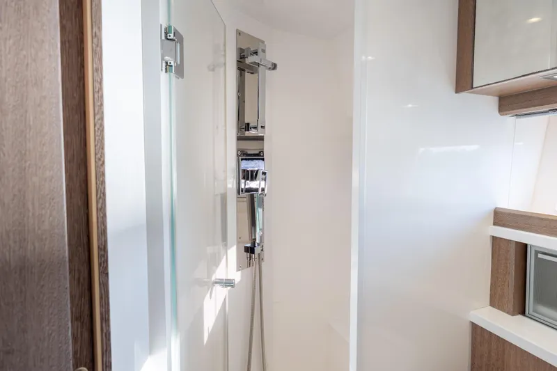 Sea De Vivre Yacht Photos Pics 