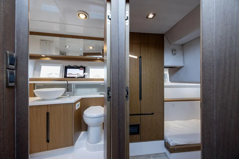 Sea De Vivre Yacht Photos Pics 