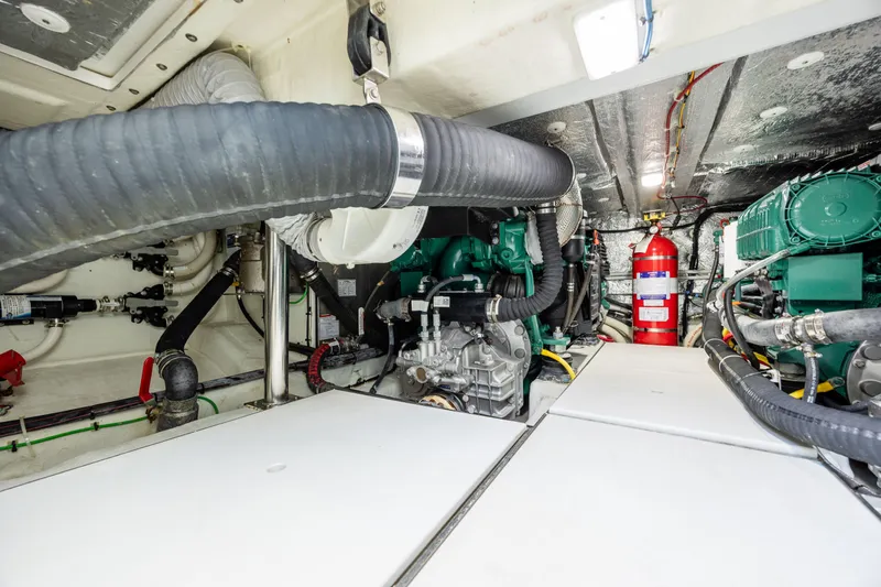 Sea De Vivre Yacht Photos Pics 