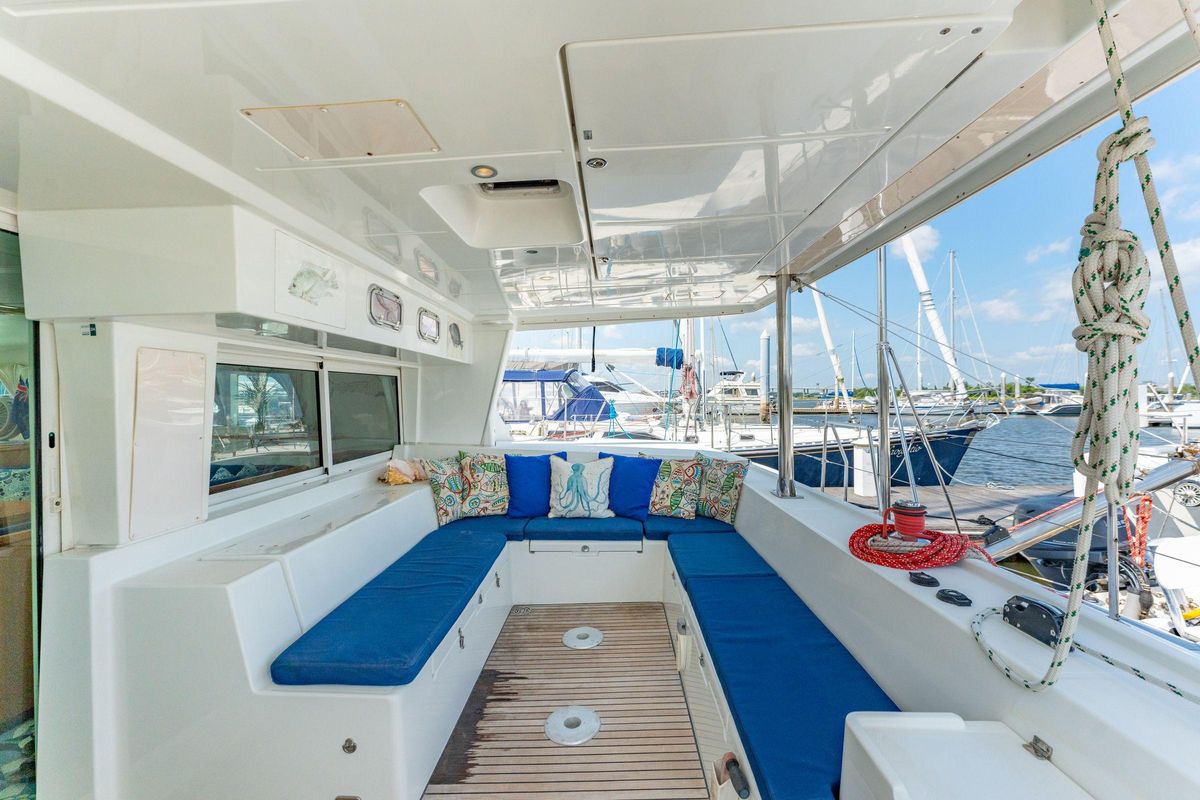 2006 Lagoon 51 