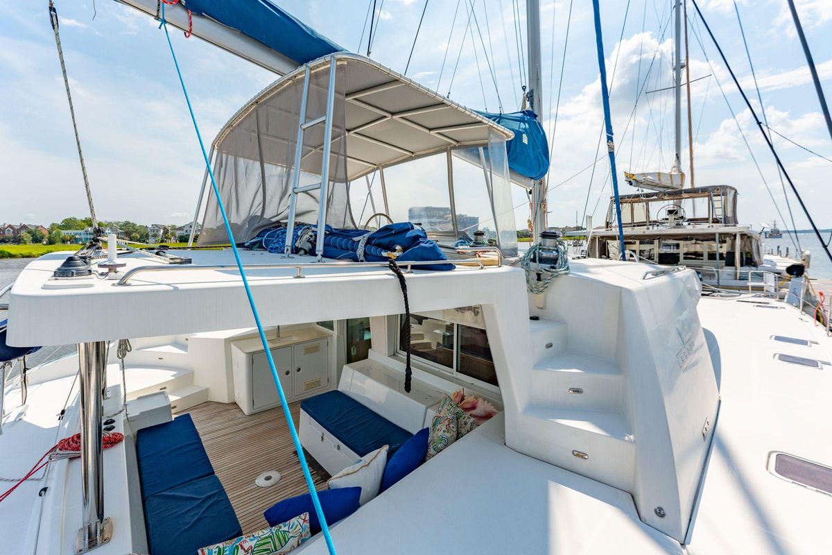 2006 Lagoon 51 