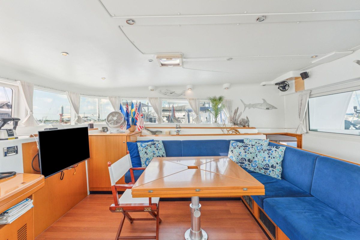2006 Lagoon 51 