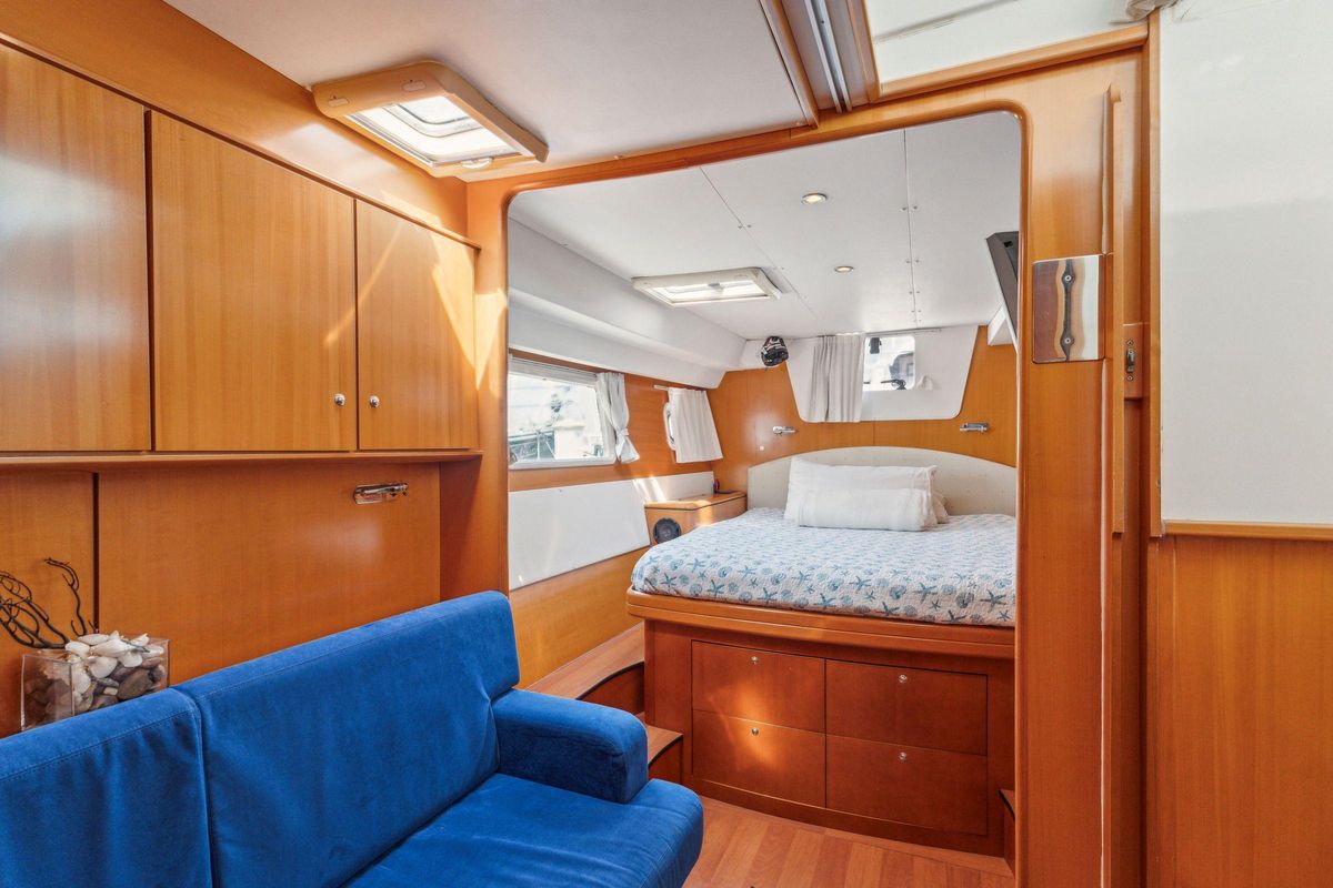 2006 Lagoon 51 