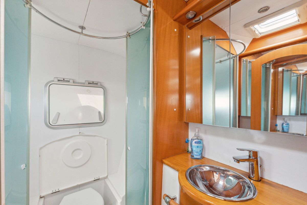 2006 Lagoon 51 