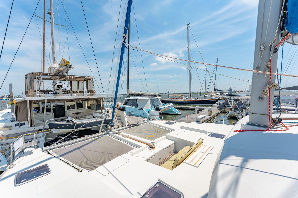 2006 Lagoon 51 