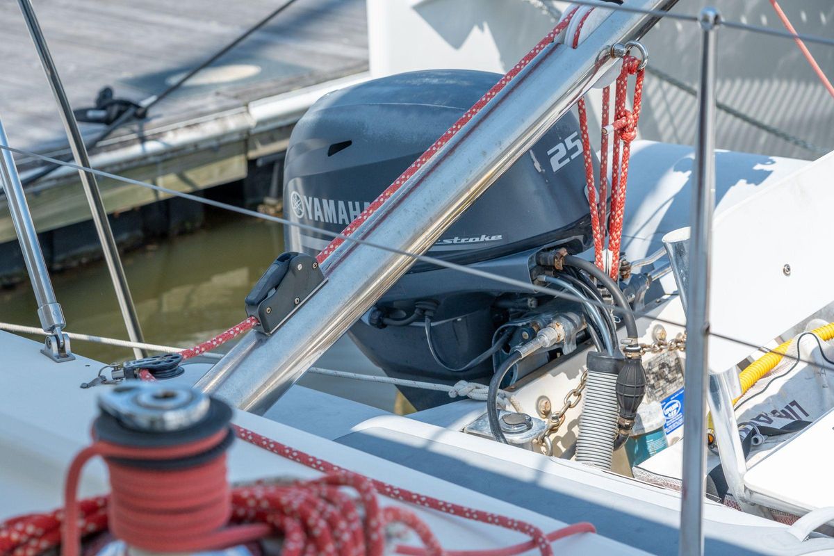 2006 Lagoon 51 