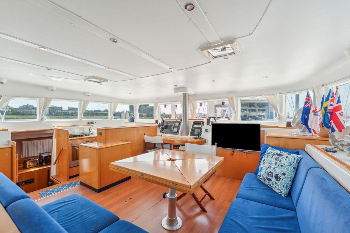 2006 Lagoon 51 