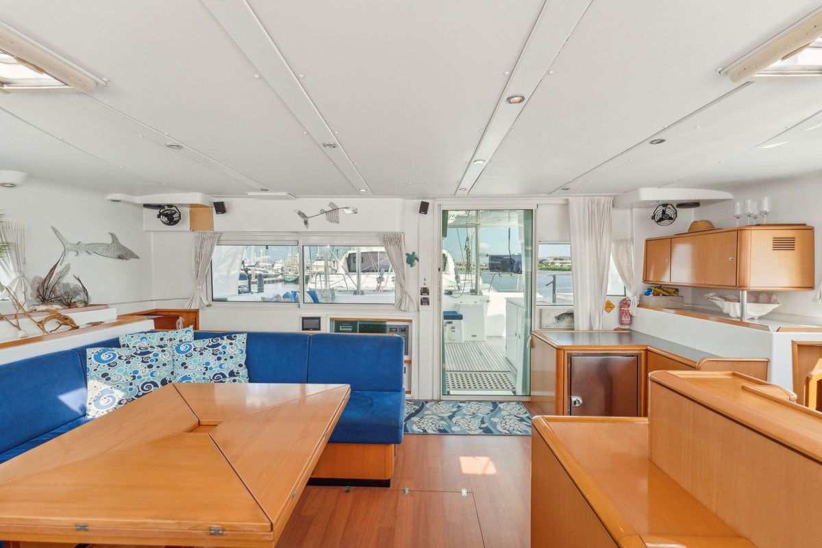 2006 Lagoon 51 
