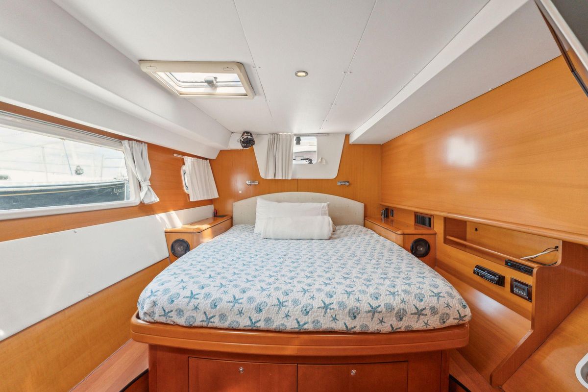2006 Lagoon 51 